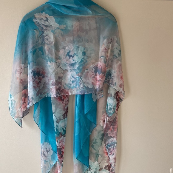 NEW Multicolor Silk Scraf - Picture 4 of 7